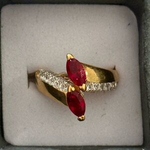 Vintage Faux Bypass Gold Plated Ring with CZ Size 5